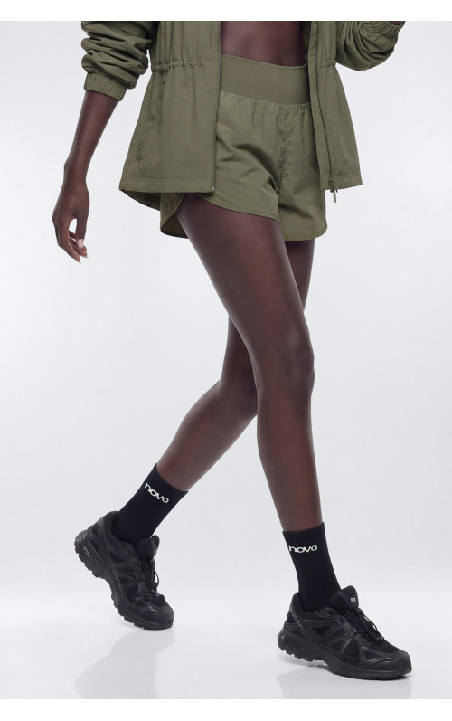 Активні шорти 