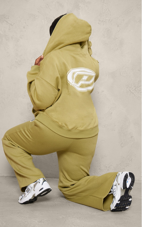 Велика толстовка на блискавці з логотипом PRETTYLITTLETHING Plus