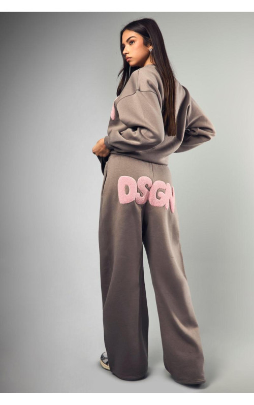 DSGN TOOWELING APPLIKE Пряма нога Джоггер