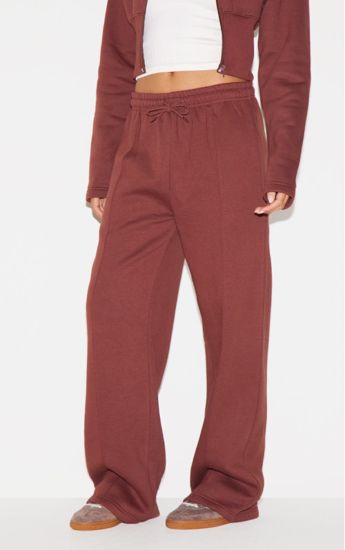 Шоколадна деталь шва широкі пробіжки