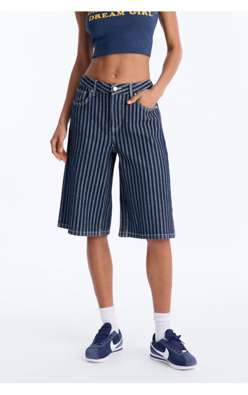 Смугасті денімні шорти 