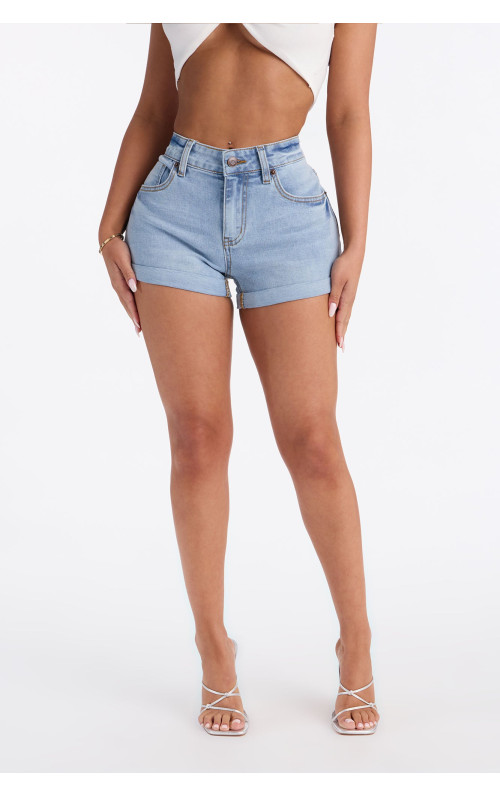 Еластичні денімні шорти 
