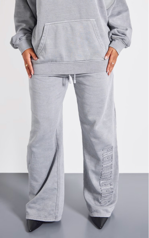 PrettyLittlething Form Grey Joggers