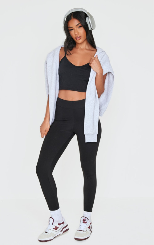 Чорні спортивні легінси з високою талією і рюшами