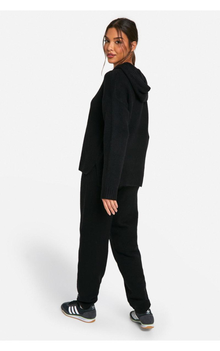 М'який трикотажний спортивний костюм тонкого калібру