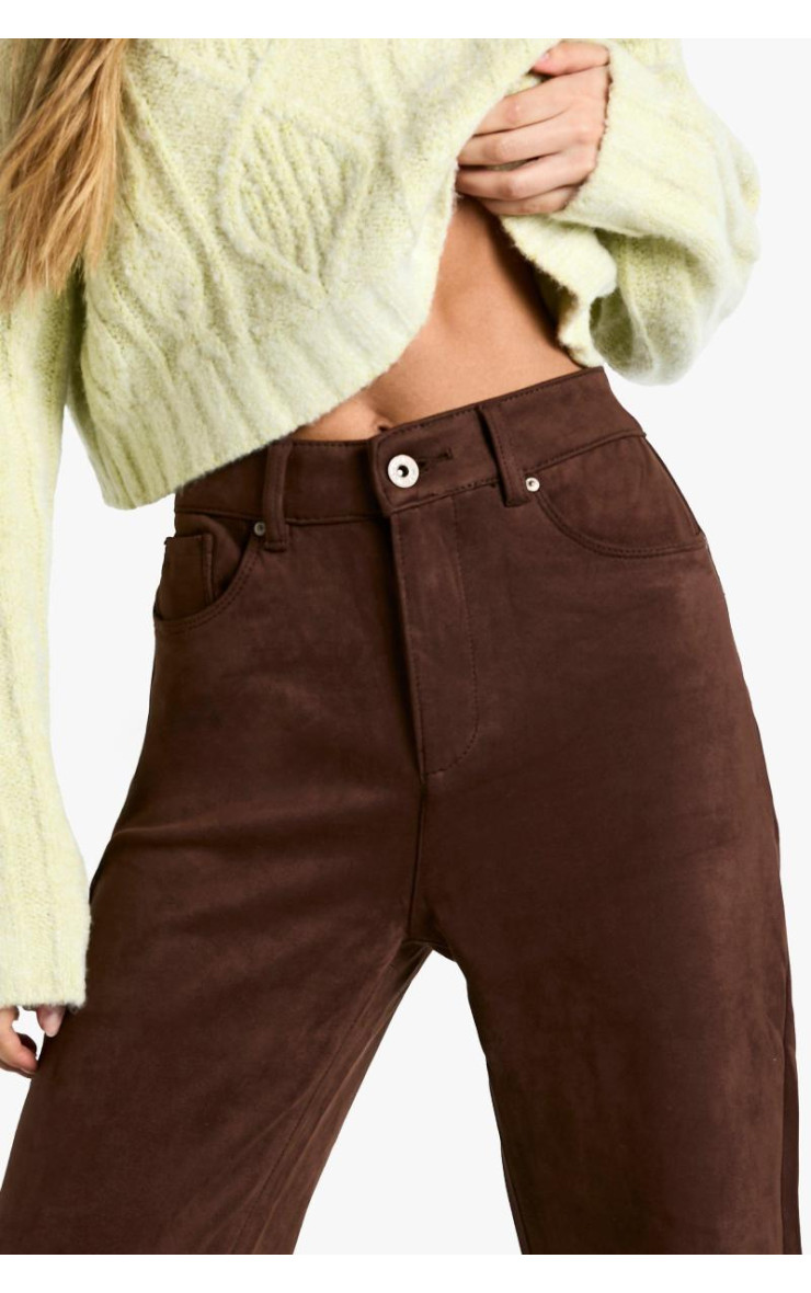 Замша виглядати прямими штанами ноги