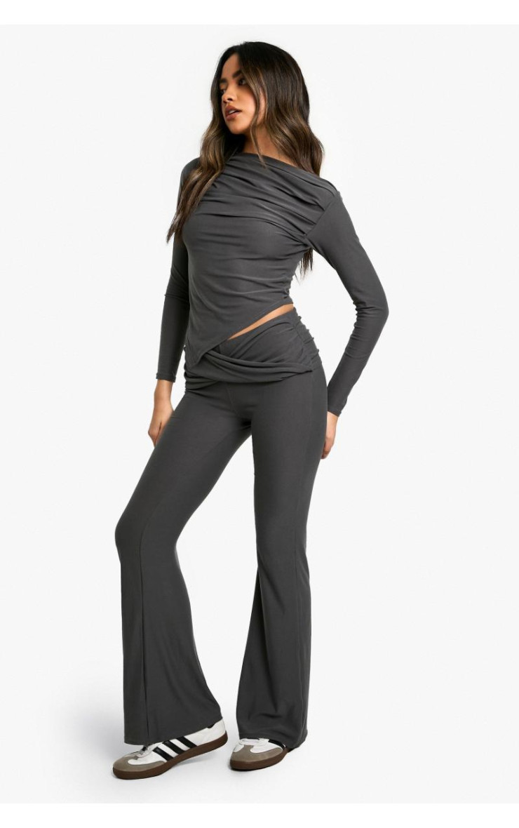 СУПЕРМ'ЯКІ БРЮКИ З КЛЬОШОМ З ТАЛІЄЮ