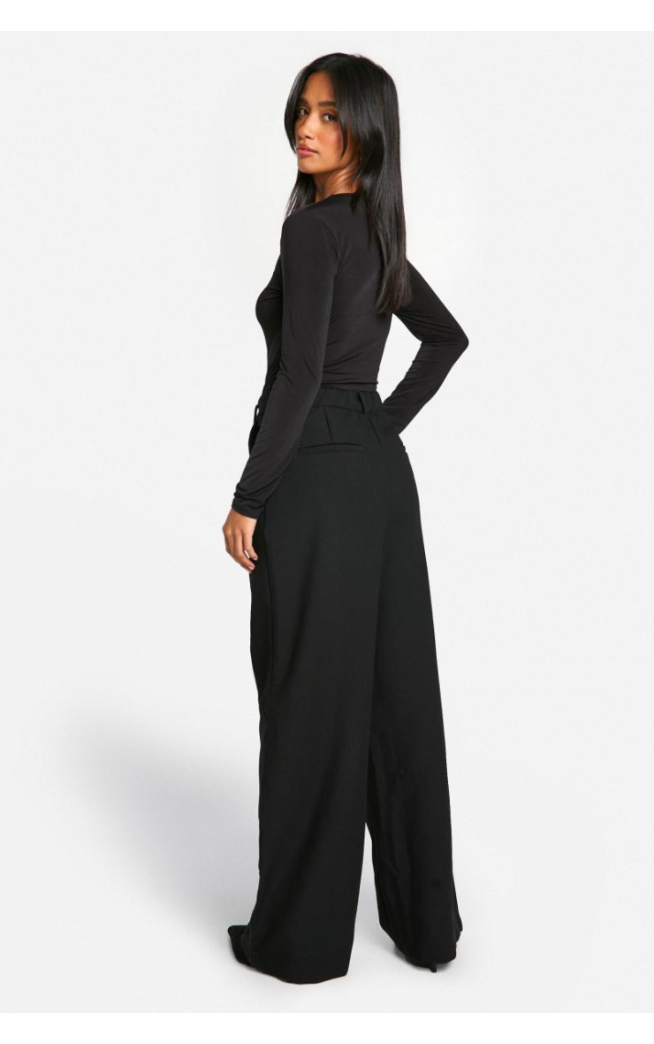 Маленькі необхідні широкі штани з широкими ногами