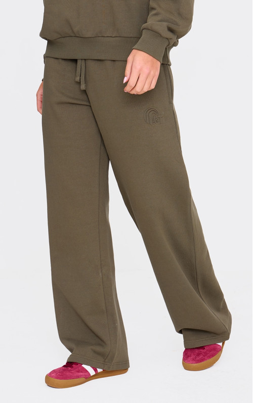 PrettyLittlething Olive Premium, що виживає широкий пробіг ноги