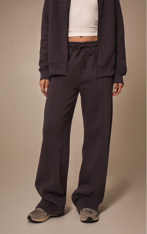 Детальні вугілля деталі прямі ноги пробіжки