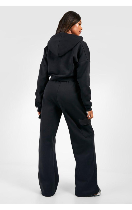 Укорочений спортивний костюм із прямими штанинами з кишенею карго