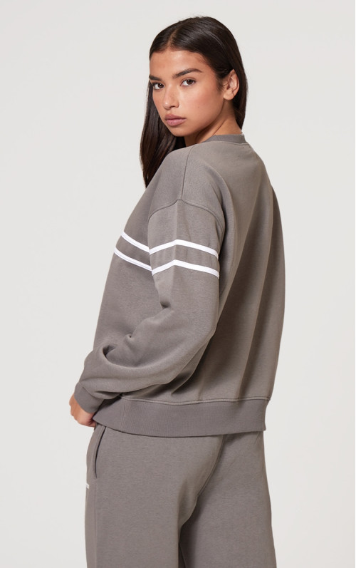 Великий світшот PRETTYLITTLETHING з темно-сірим контрастним принтом